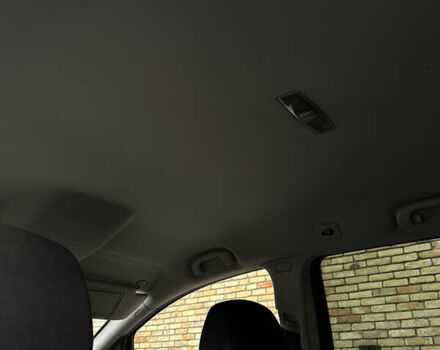 Серый Опель Зафира, объемом двигателя 1.69 л и пробегом 280 тыс. км за 4200 $, фото 29 на Automoto.ua