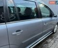 Серый Опель Зафира, объемом двигателя 1.6 л и пробегом 140 тыс. км за 7500 $, фото 9 на Automoto.ua