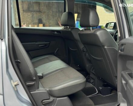 Серый Опель Зафира, объемом двигателя 1.9 л и пробегом 345 тыс. км за 6590 $, фото 38 на Automoto.ua