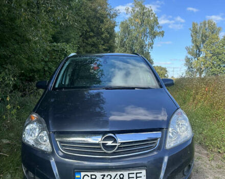 Серый Опель Зафира, объемом двигателя 1.6 л и пробегом 183 тыс. км за 5500 $, фото 2 на Automoto.ua