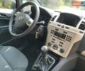 Серый Опель Зафира, объемом двигателя 1.6 л и пробегом 195 тыс. км за 6100 $, фото 36 на Automoto.ua