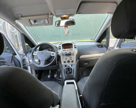 Сірий Опель Зафіра, об'ємом двигуна 1.9 л та пробігом 300 тис. км за 5900 $, фото 13 на Automoto.ua