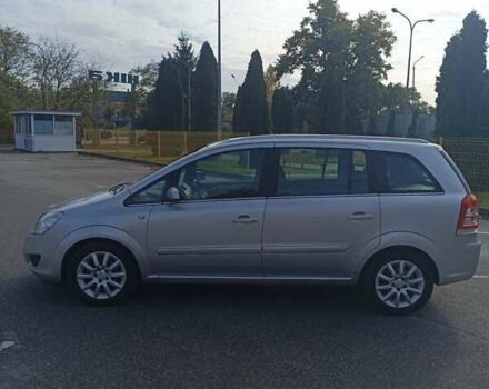 Серый Опель Зафира, объемом двигателя 1.6 л и пробегом 178 тыс. км за 5850 $, фото 15 на Automoto.ua