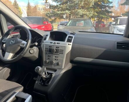 Серый Опель Зафира, объемом двигателя 2.2 л и пробегом 194 тыс. км за 6400 $, фото 15 на Automoto.ua
