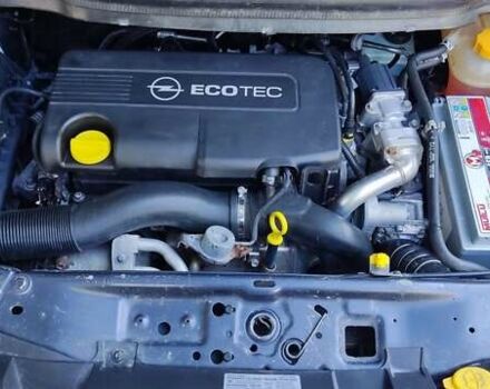 Серый Опель Зафира, объемом двигателя 1.7 л и пробегом 280 тыс. км за 6999 $, фото 2 на Automoto.ua