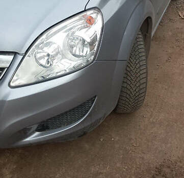 Серый Опель Зафира, объемом двигателя 1.6 л и пробегом 202 тыс. км за 6200 $, фото 11 на Automoto.ua