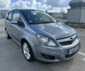 Серый Опель Зафира, объемом двигателя 1.9 л и пробегом 350 тыс. км за 3459 $, фото 1 на Automoto.ua
