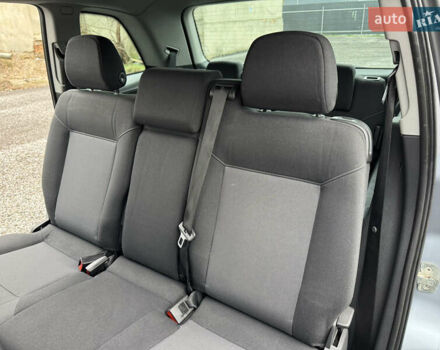 Серый Опель Зафира, объемом двигателя 1.91 л и пробегом 176 тыс. км за 6500 $, фото 36 на Automoto.ua