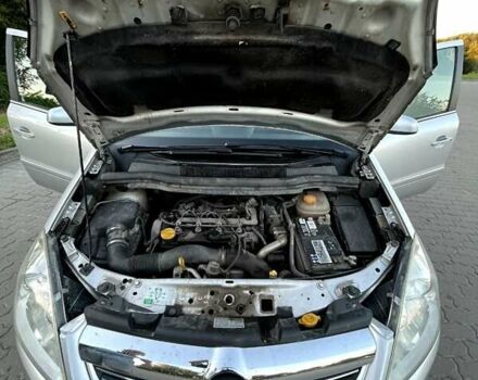 Сірий Опель Зафіра, об'ємом двигуна 1.69 л та пробігом 287 тис. км за 5700 $, фото 23 на Automoto.ua