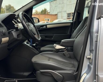 Серый Опель Зафира, объемом двигателя 1.9 л и пробегом 345 тыс. км за 6590 $, фото 19 на Automoto.ua