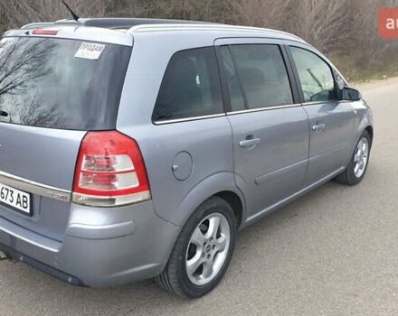 Серый Опель Зафира, объемом двигателя 1.69 л и пробегом 294 тыс. км за 6300 $, фото 4 на Automoto.ua