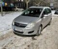 Серый Опель Зафира, объемом двигателя 1.7 л и пробегом 375 тыс. км за 5700 $, фото 1 на Automoto.ua