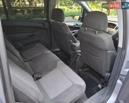 Серый Опель Зафира, объемом двигателя 1.6 л и пробегом 197 тыс. км за 6600 $, фото 21 на Automoto.ua