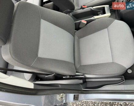 Серый Опель Зафира, объемом двигателя 1.91 л и пробегом 176 тыс. км за 6500 $, фото 32 на Automoto.ua