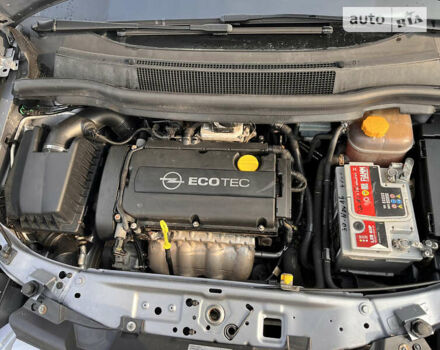 Серый Опель Зафира, объемом двигателя 1.6 л и пробегом 202 тыс. км за 6200 $, фото 17 на Automoto.ua