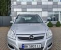 Серый Опель Зафира, объемом двигателя 1.6 л и пробегом 239 тыс. км за 5600 $, фото 7 на Automoto.ua