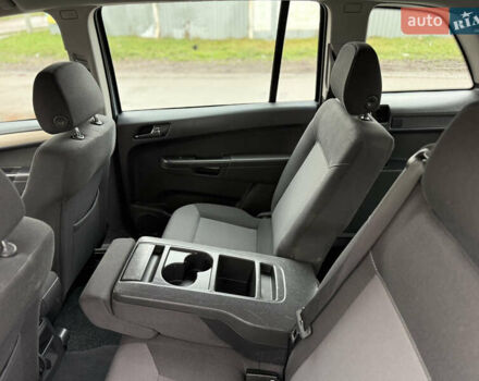 Сірий Опель Зафіра, об'ємом двигуна 1.8 л та пробігом 191 тис. км за 6700 $, фото 56 на Automoto.ua