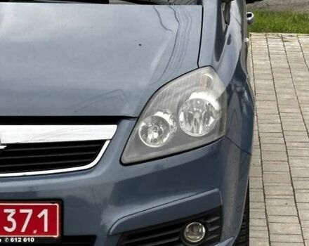 Серый Опель Зафира, объемом двигателя 1.6 л и пробегом 149 тыс. км за 5750 $, фото 7 на Automoto.ua