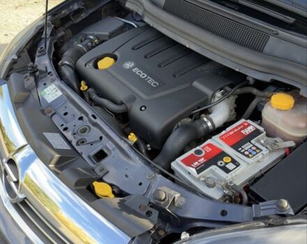 Серый Опель Зафира, объемом двигателя 1.9 л и пробегом 298 тыс. км за 3290 $, фото 12 на Automoto.ua