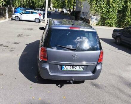Серый Опель Зафира, объемом двигателя 1.8 л и пробегом 270 тыс. км за 5000 $, фото 3 на Automoto.ua