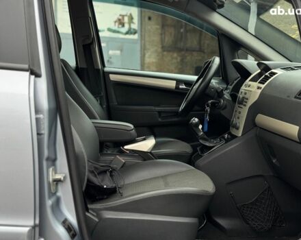 Серый Опель Зафира, объемом двигателя 1.9 л и пробегом 345 тыс. км за 6590 $, фото 40 на Automoto.ua