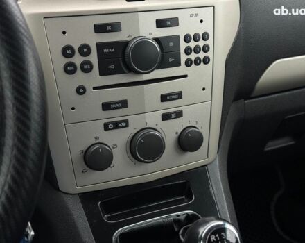 Серый Опель Зафира, объемом двигателя 1.9 л и пробегом 345 тыс. км за 6590 $, фото 22 на Automoto.ua