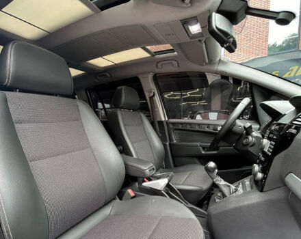 Серый Опель Зафира, объемом двигателя 1.9 л и пробегом 251 тыс. км за 7000 $, фото 10 на Automoto.ua