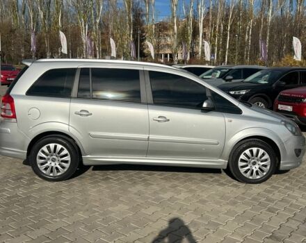 Серый Опель Зафира, объемом двигателя 2.2 л и пробегом 194 тыс. км за 6400 $, фото 7 на Automoto.ua