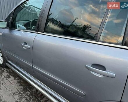 Серый Опель Зафира, объемом двигателя 1.6 л и пробегом 140 тыс. км за 7500 $, фото 8 на Automoto.ua