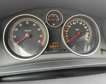 Серый Опель Зафира, объемом двигателя 1.6 л и пробегом 140 тыс. км за 7620 $, фото 10 на Automoto.ua