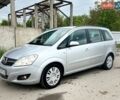 Серый Опель Зафира, объемом двигателя 1.69 л и пробегом 245 тыс. км за 5600 $, фото 1 на Automoto.ua