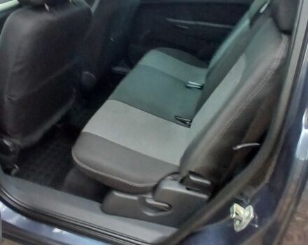 Сірий Опель Зафіра, об'ємом двигуна 1.8 л та пробігом 234 тис. км за 5999 $, фото 9 на Automoto.ua