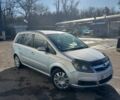 Серый Опель Зафира, объемом двигателя 1.9 л и пробегом 292 тыс. км за 4499 $, фото 1 на Automoto.ua