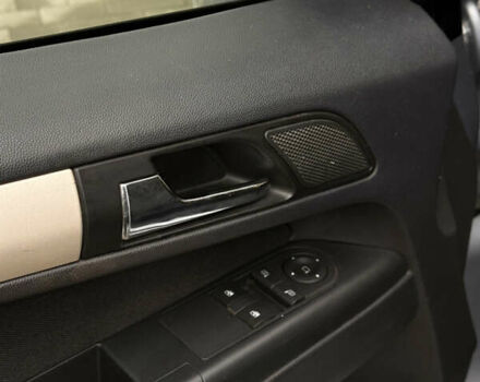 Серый Опель Зафира, объемом двигателя 1.69 л и пробегом 280 тыс. км за 4200 $, фото 21 на Automoto.ua