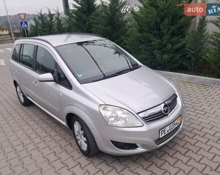Серый Опель Зафира, объемом двигателя 1.8 л и пробегом 218 тыс. км за 5850 $, фото 30 на Automoto.ua