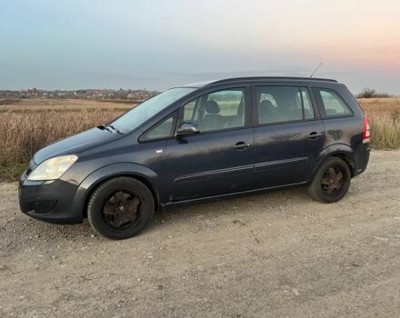 Серый Опель Зафира, объемом двигателя 1.9 л и пробегом 281 тыс. км за 2800 $, фото 1 на Automoto.ua