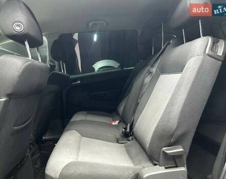 Серый Опель Зафира, объемом двигателя 1.8 л и пробегом 263 тыс. км за 6500 $, фото 10 на Automoto.ua