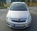 Серый Опель Зафира, объемом двигателя 1.6 л и пробегом 177 тыс. км за 6300 $, фото 1 на Automoto.ua