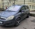 Серый Опель Зафира, объемом двигателя 1.9 л и пробегом 315 тыс. км за 6997 $, фото 1 на Automoto.ua