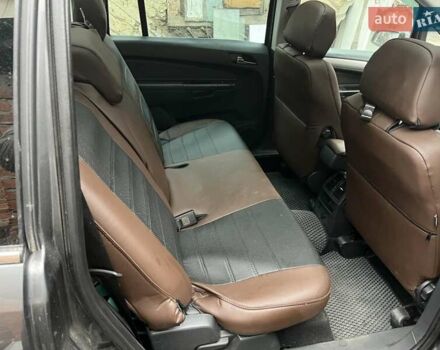 Серый Опель Зафира, объемом двигателя 1.7 л и пробегом 287 тыс. км за 6300 $, фото 9 на Automoto.ua