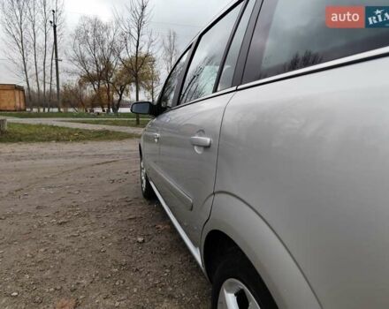 Сірий Опель Зафіра, об'ємом двигуна 1.6 л та пробігом 200 тис. км за 6300 $, фото 5 на Automoto.ua