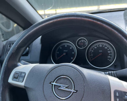 Сірий Опель Зафіра, об'ємом двигуна 1.9 л та пробігом 300 тис. км за 5900 $, фото 19 на Automoto.ua