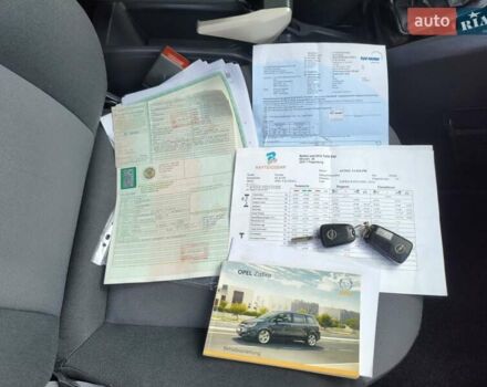 Серый Опель Зафира, объемом двигателя 1.6 л и пробегом 195 тыс. км за 6100 $, фото 54 на Automoto.ua