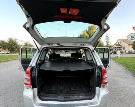 Сірий Опель Зафіра, об'ємом двигуна 1.69 л та пробігом 287 тис. км за 5700 $, фото 16 на Automoto.ua