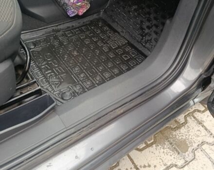 Серый Опель Зафира, объемом двигателя 1.9 л и пробегом 25 тыс. км за 5700 $, фото 2 на Automoto.ua