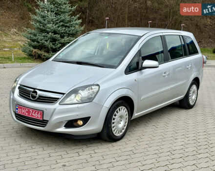 Сірий Опель Зафіра, об'ємом двигуна 1.8 л та пробігом 203 тис. км за 6300 $, фото 9 на Automoto.ua