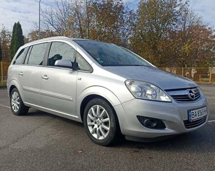 Серый Опель Зафира, объемом двигателя 1.6 л и пробегом 178 тыс. км за 5850 $, фото 10 на Automoto.ua