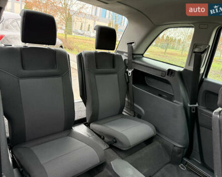 Сірий Опель Зафіра, об'ємом двигуна 1.8 л та пробігом 191 тис. км за 6700 $, фото 48 на Automoto.ua