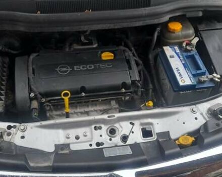 Серый Опель Зафира, объемом двигателя 1.6 л и пробегом 234 тыс. км за 5700 $, фото 12 на Automoto.ua