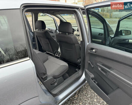 Серый Опель Зафира, объемом двигателя 1.91 л и пробегом 176 тыс. км за 6500 $, фото 38 на Automoto.ua